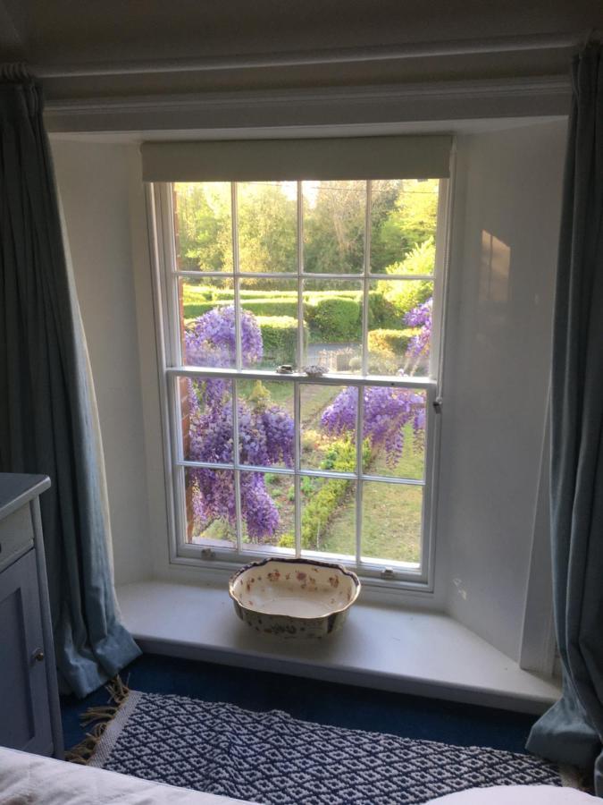 Stroud House Bed & Breakfast Freshwater Exterior photo